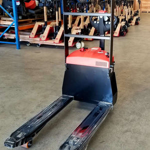 1.5T Full Electric Pallet Jack Truck Fork width 680mm