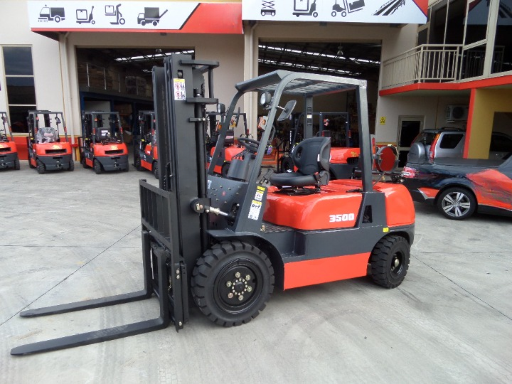 3.5Ton Counter Balance 3 Stage Container Mast Forklift
